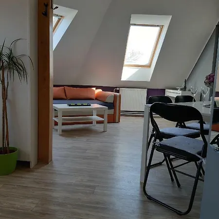 Utulny Apartman Veseli nad Moravou Exterior photo